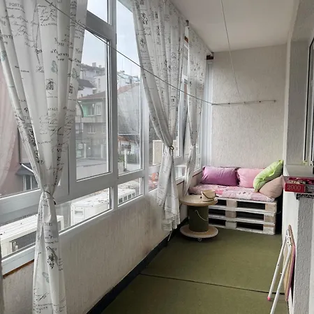 Apartament център до 4 гости Șumen