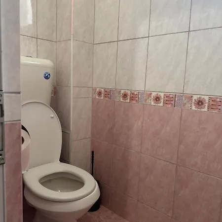 център до 4 гости Apartament Șumen